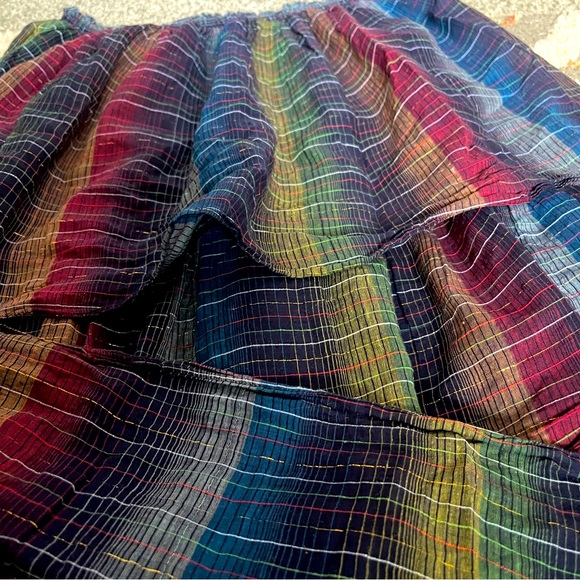 BEAUTIFUL WATERFALL SKIRT WITH GOLD THREAD ACCENT - Picture 5 of 7